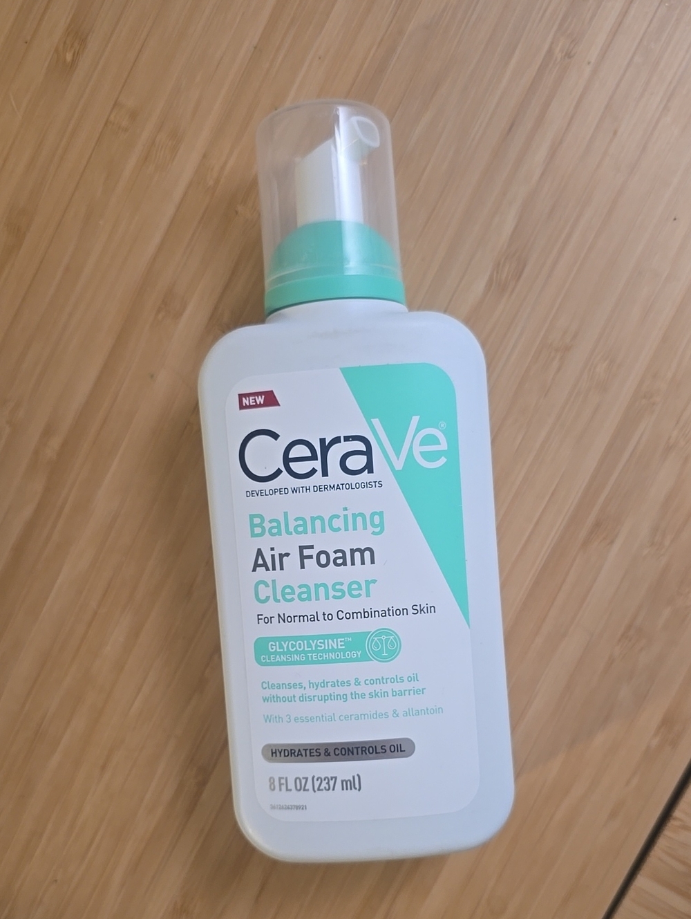CeraVe Balancing Air Foam Cleanser